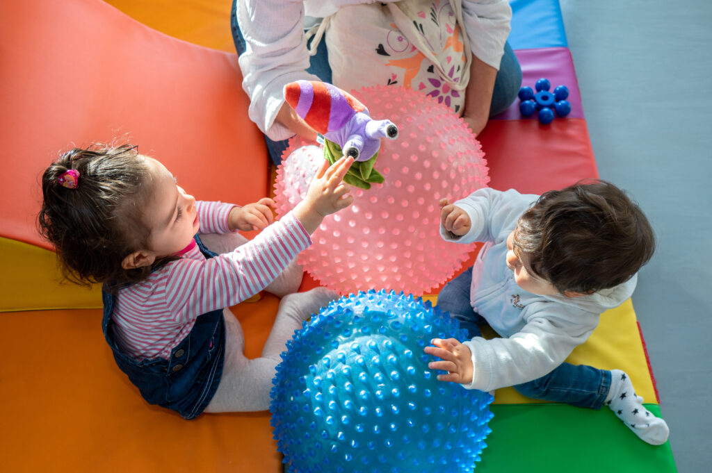 Les Relais Petite Enfance, pour favoriser l’épanouissement des enfants - COMMUNAUTÉ DE COMMUNES 